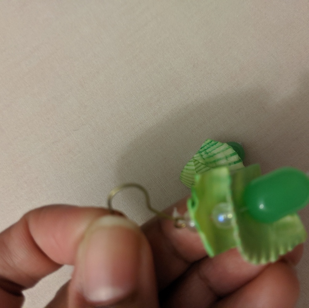 Jewelry - Picture 3 of 4